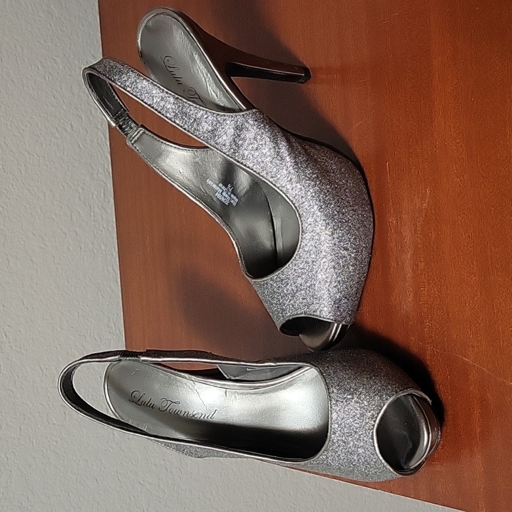 Size 7.5, Silver, Peep toe, wedged heel